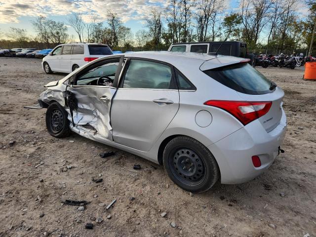 Фото 2 - HYUNDAI ELANTRA