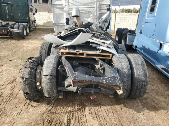 Фото 9 - VOLVO All Models