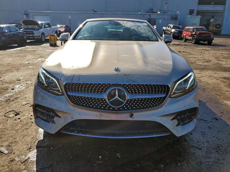 Фото 5 - MERCEDES-BENZ E-CLASS