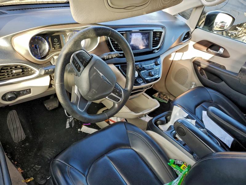 Фото 8 - CHRYSLER MINIVAN