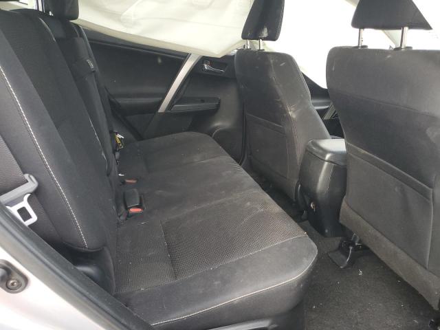 Фото 10 - TOYOTA RAV4