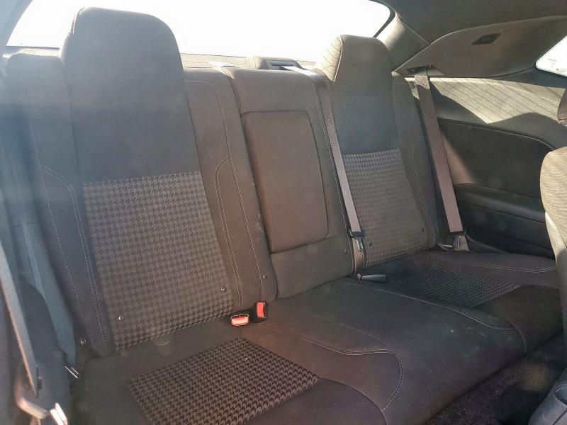 Фото 10 - DODGE CHALLENGER