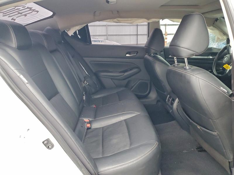 Фото 10 - NISSAN ALTIMA