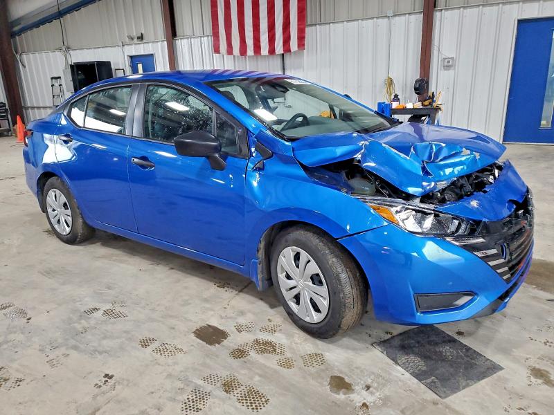 Фото 4 - NISSAN VERSA