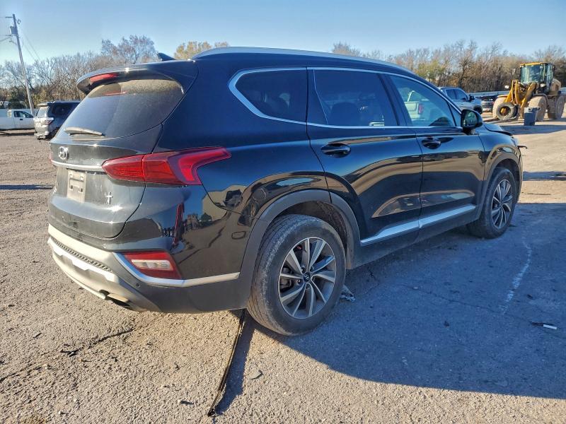 Фото 3 - HYUNDAI SANTA FE