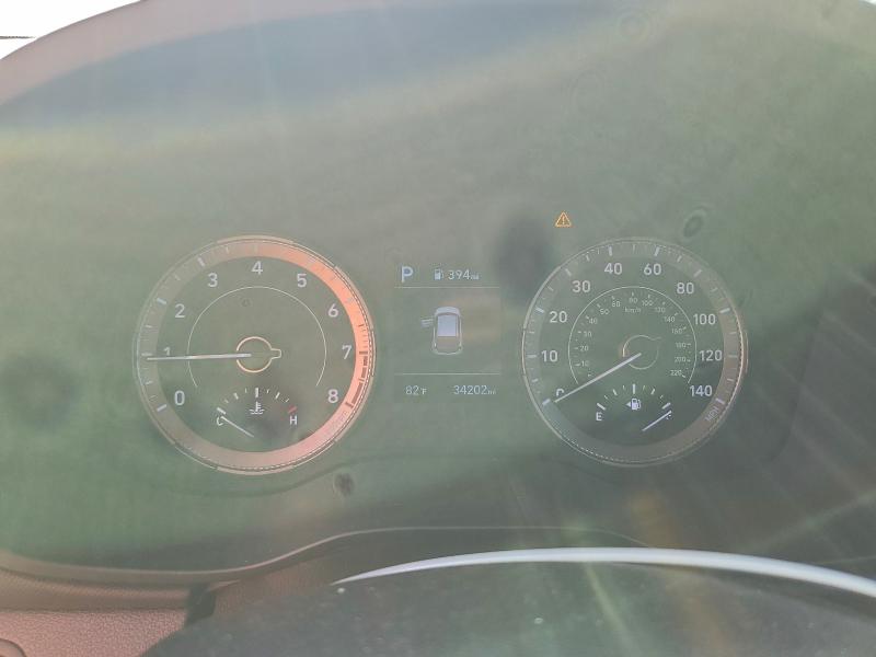 Фото 9 - HYUNDAI VENUE