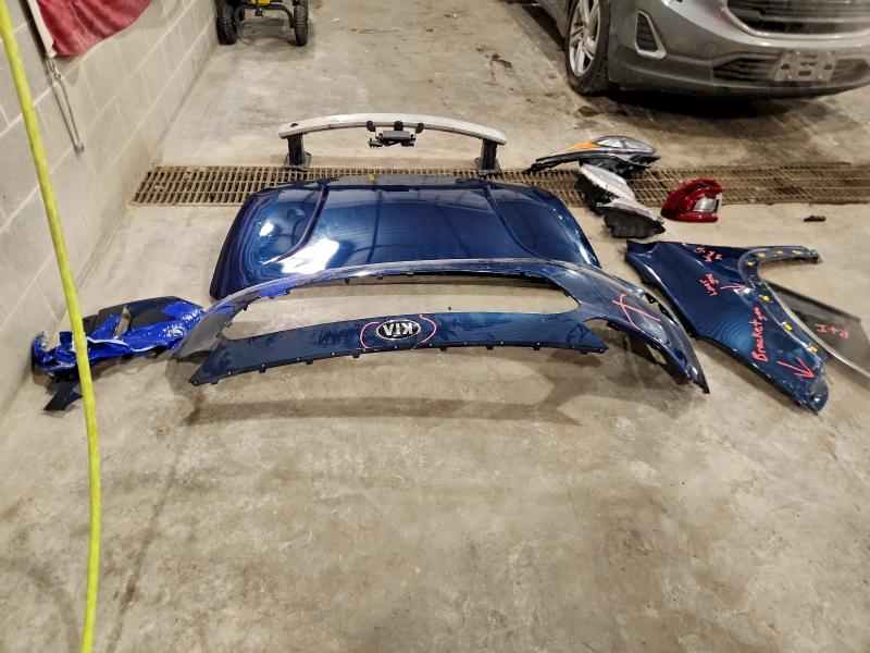 Фото 12 - KIA NIRO