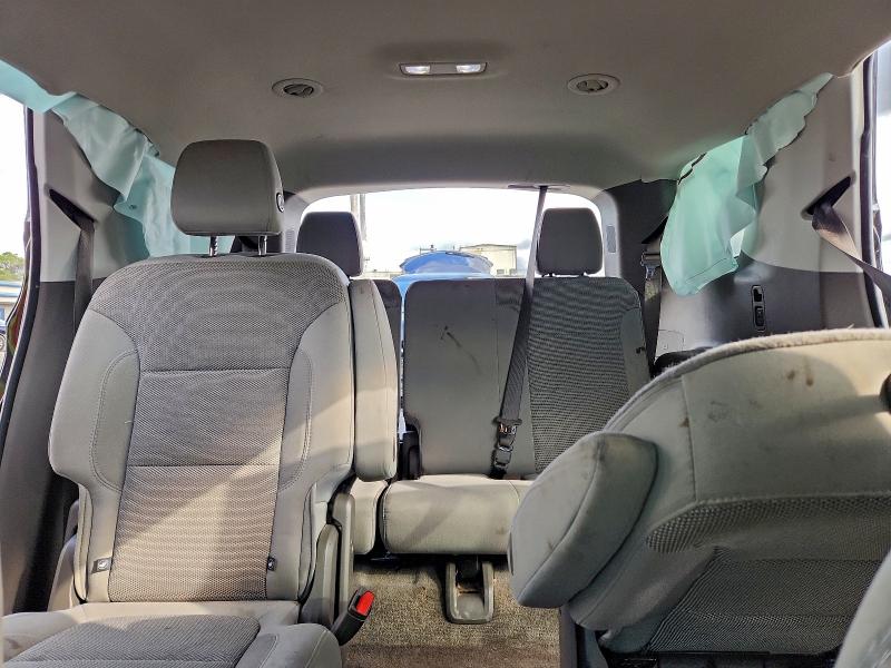 Фото 10 - CHEVROLET TRAVERSE