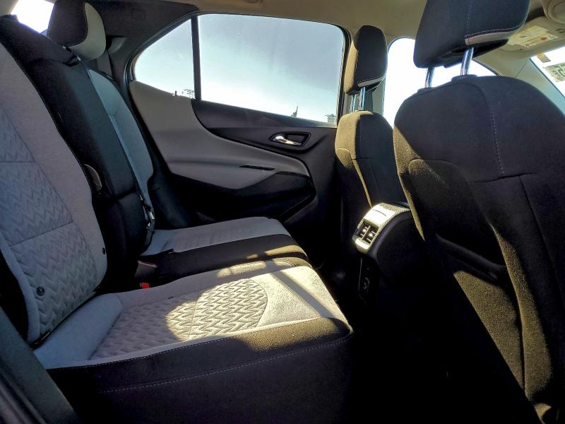 Фото 11 - CHEVROLET EQUINOX