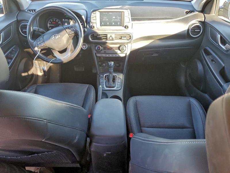 Фото 8 - HYUNDAI KONA