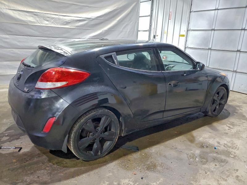 Фото 3 - HYUNDAI VELOSTER