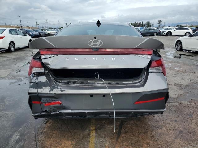 Фото 6 - HYUNDAI ELANTRA