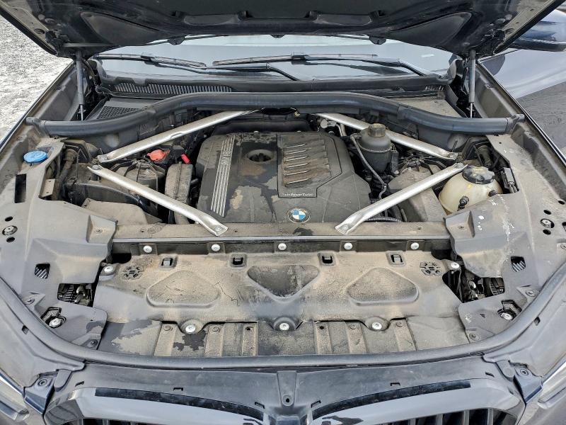 Фото 12 - BMW X5