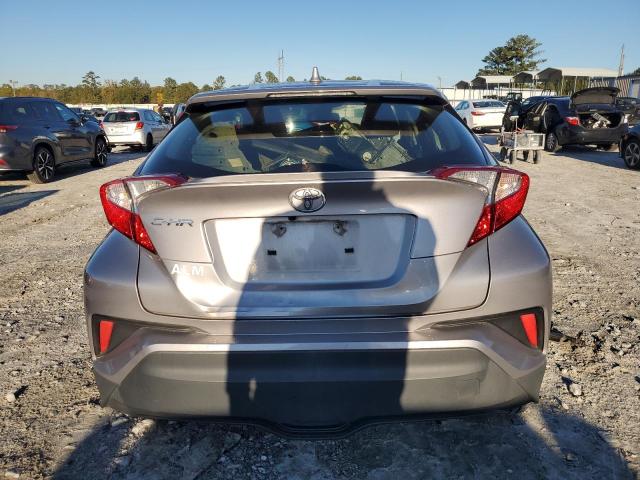 Фото 6 - TOYOTA C-HR