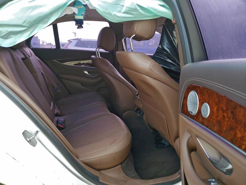 Фото 10 - MERCEDES-BENZ E-CLASS