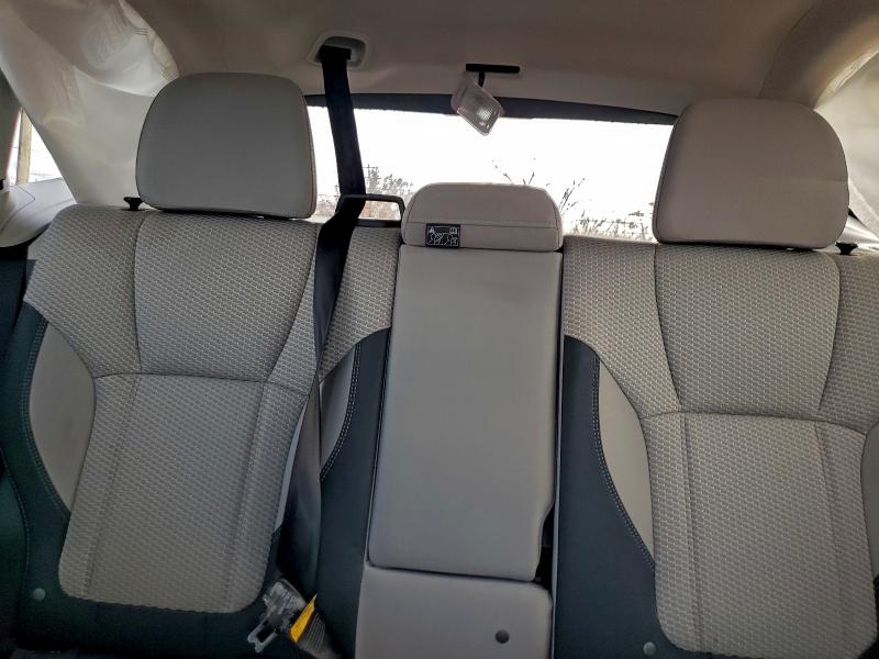 Фото 10 - SUBARU FORESTER