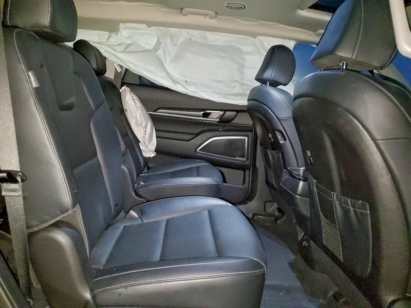 Фото 11 - KIA TELLURIDE