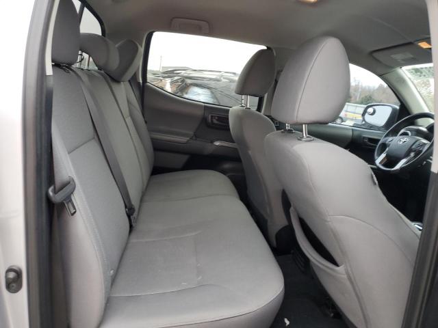 Фото 10 - TOYOTA TACOMA