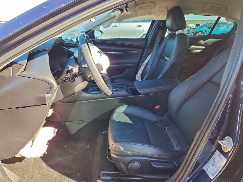 Фото 7 - MAZDA 3