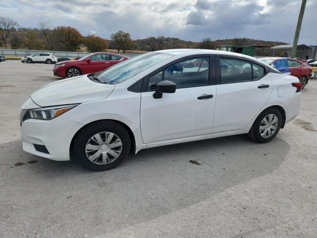 Фото 1 - NISSAN VERSA