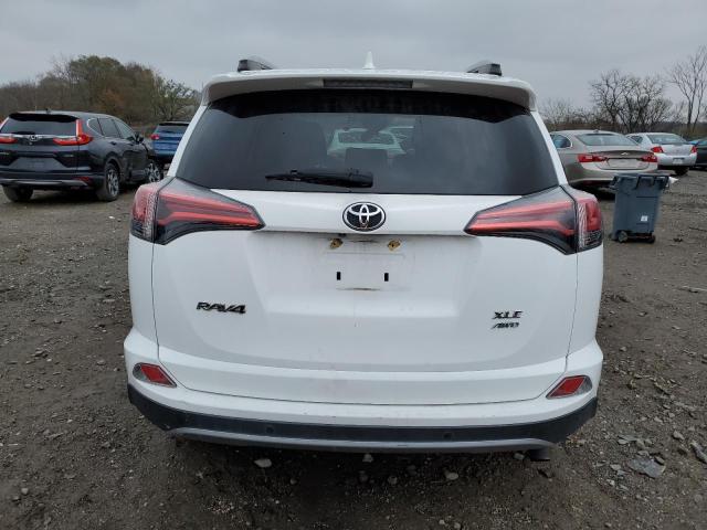 Фото 6 - TOYOTA RAV4