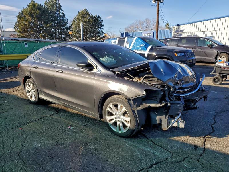 Фото 4 - CHRYSLER 200