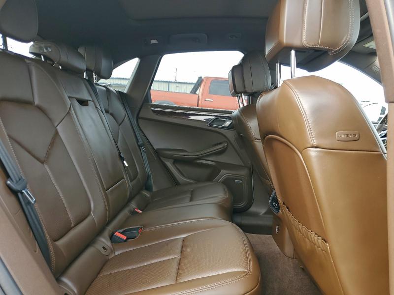 Фото 11 - PORSCHE MACAN