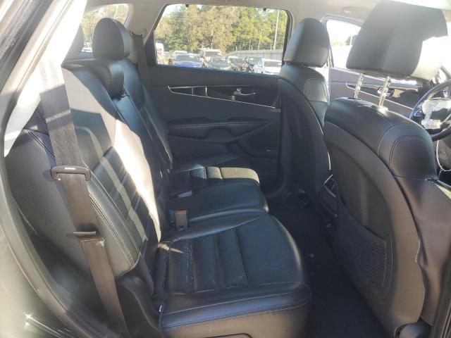 Фото 11 - KIA SORENTO