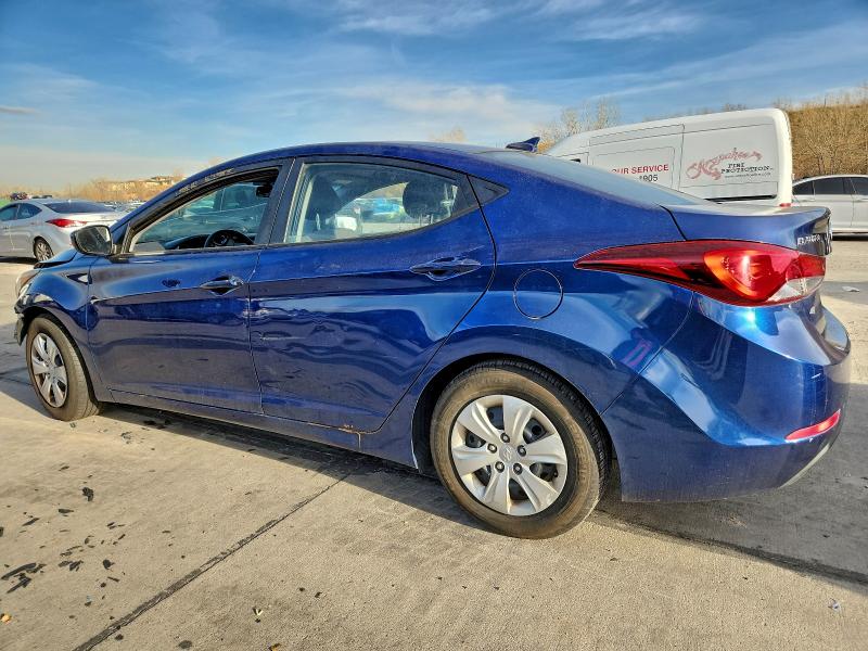 Фото 2 - HYUNDAI ELANTRA