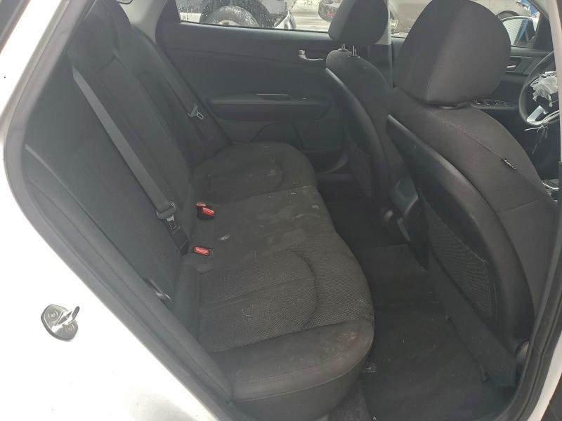 Фото 10 - KIA OPTIMA