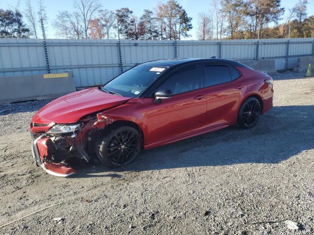 Фото 1 - TOYOTA CAMRY