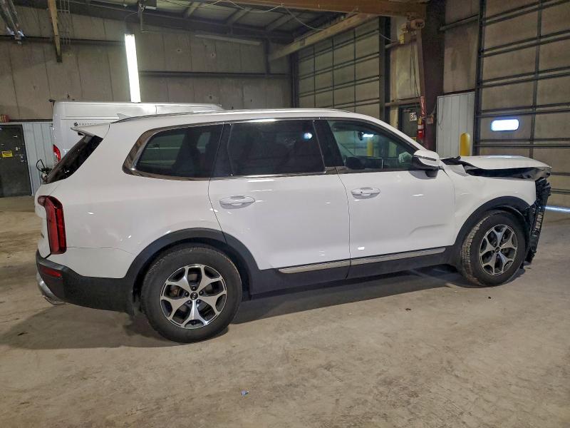 Фото 3 - KIA TELLURIDE