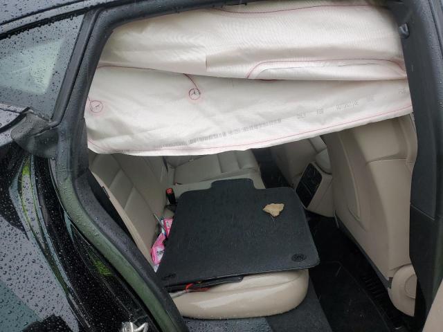 Фото 10 - PORSCHE TAYCAN