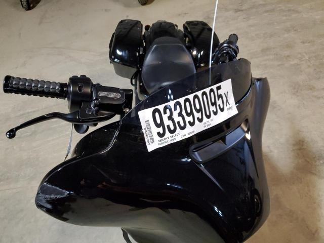 HARLEY-DAVIDSON FLHXST 2023