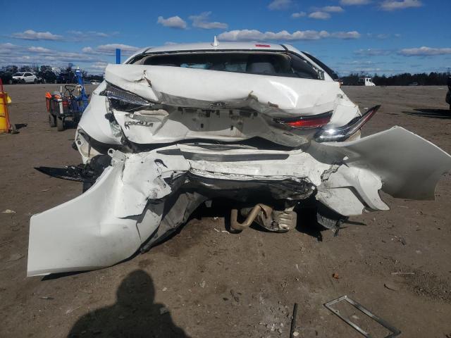 Фото 6 - TOYOTA COROLLA