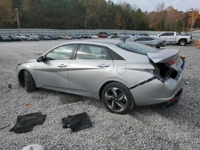 Фото 2 - HYUNDAI ELANTRA