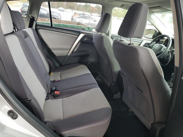 Фото 10 - TOYOTA RAV4