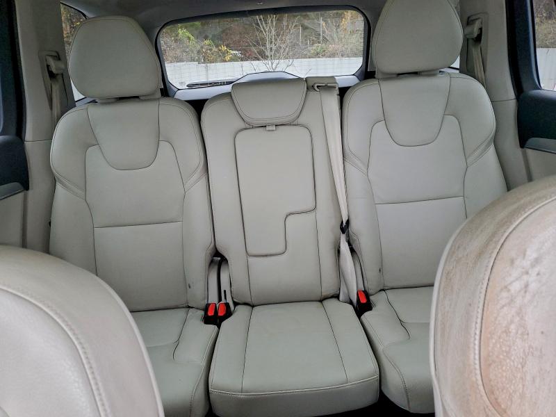 Фото 10 - VOLVO XC90