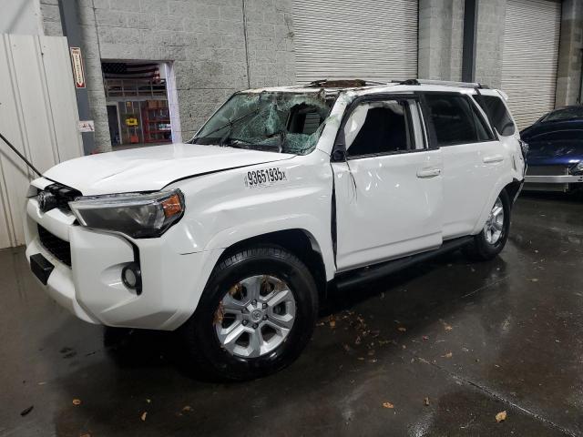 Фото 1 - TOYOTA 4RUNNER