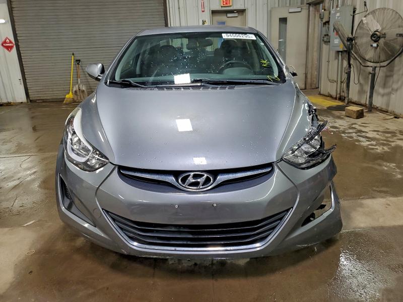 Фото 5 - HYUNDAI ELANTRA