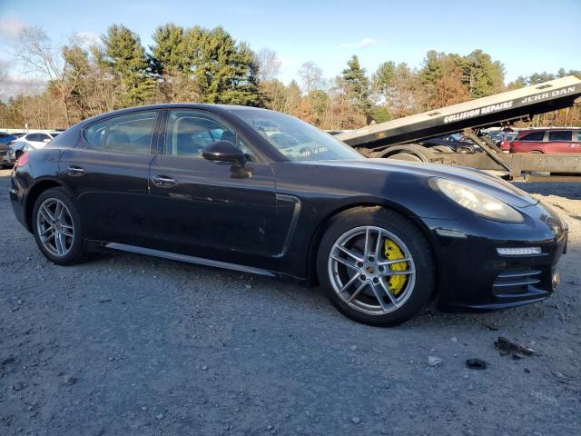 Фото 4 - PORSCHE PANAMERA