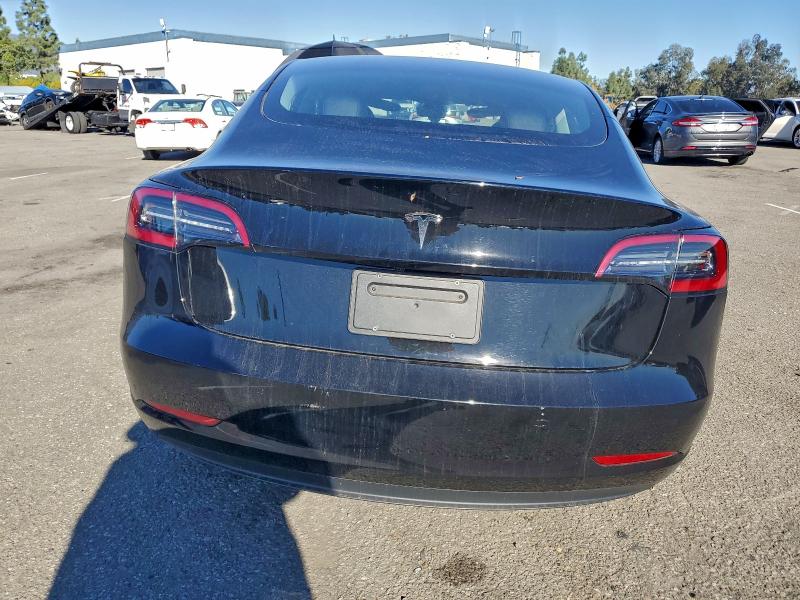 Фото 6 - TESLA MODEL 3