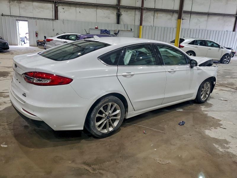Фото 3 - FORD FUSION