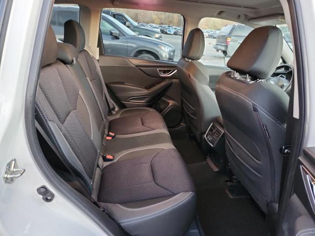 Фото 11 - SUBARU FORESTER