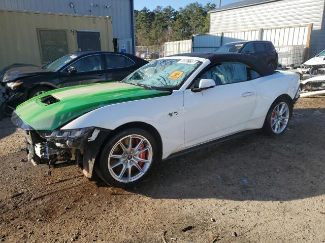 Фото 1 - FORD MUSTANG
