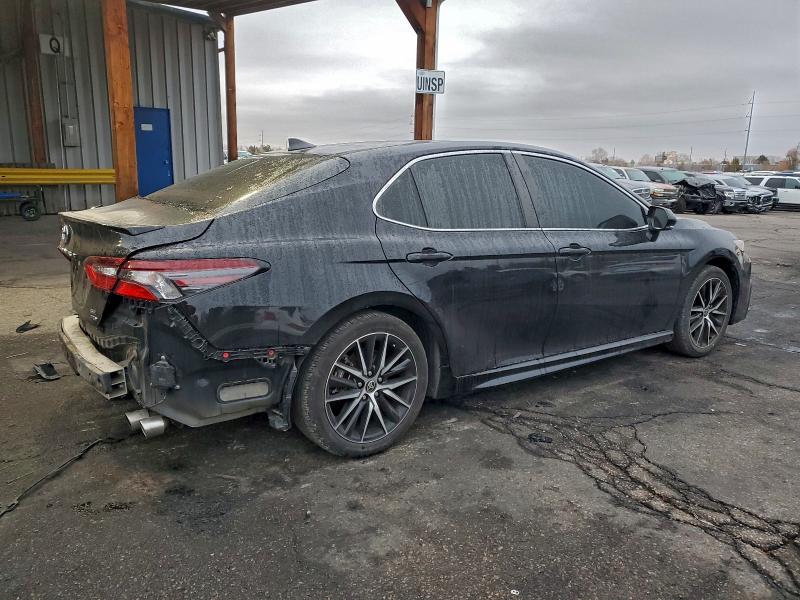 Фото 3 - TOYOTA CAMRY