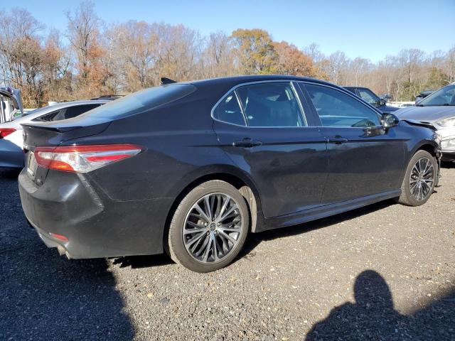 Фото 3 - TOYOTA CAMRY