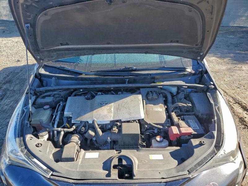 Фото 11 - TOYOTA PRIUS