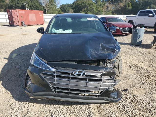 Фото 5 - HYUNDAI ELANTRA