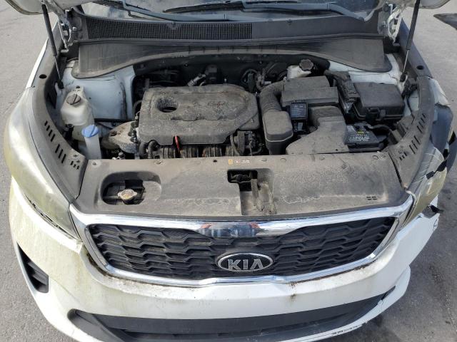 Фото 12 - KIA SORENTO